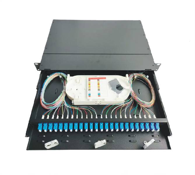 Patch panel estraibile per connessioni  a fibra ottica installazione rack 19 1 unità, 430x322,2 mm